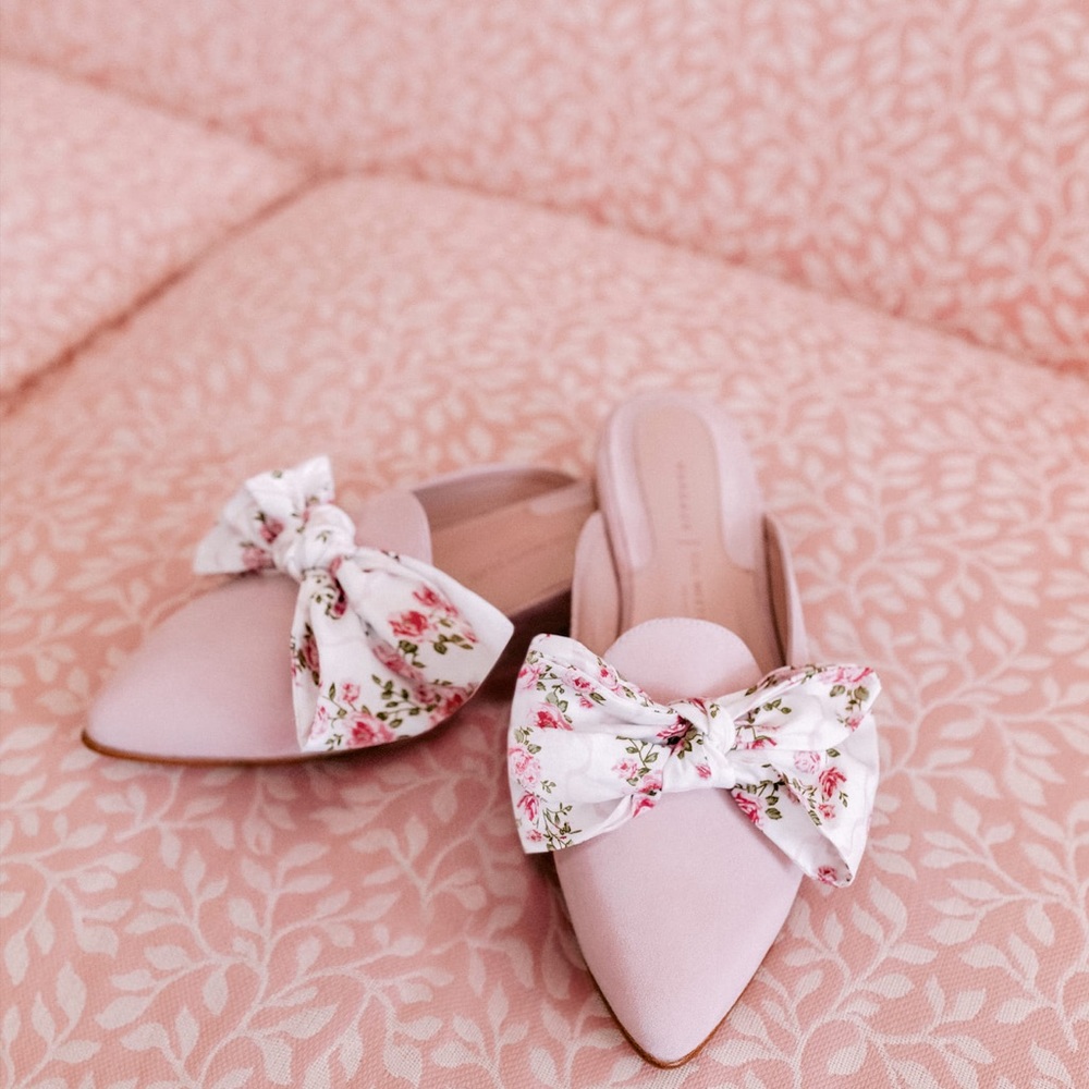 Margaux x Gal Meets Glam Collection The Mule in Blush Suede